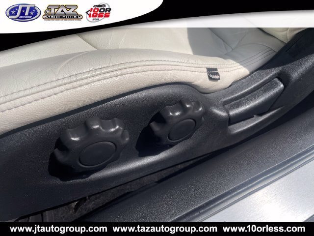 Used 2013 Nissan 370Z Roadster RWD image 11