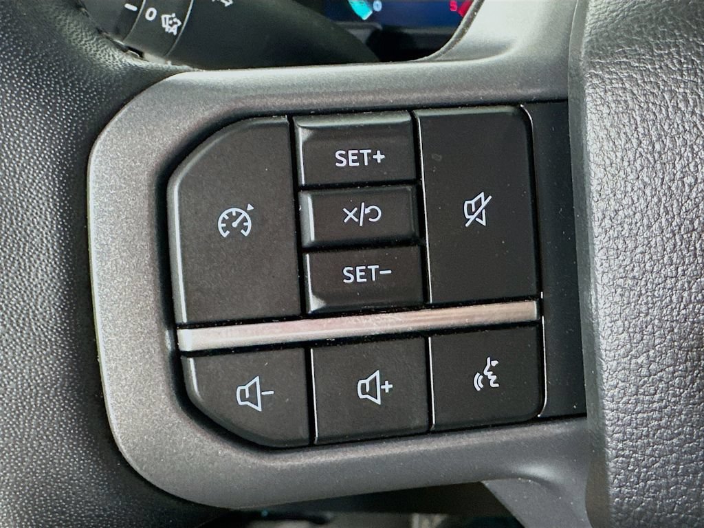 Used 2024 Ford F350 Lariat AWD/4WD image 23
