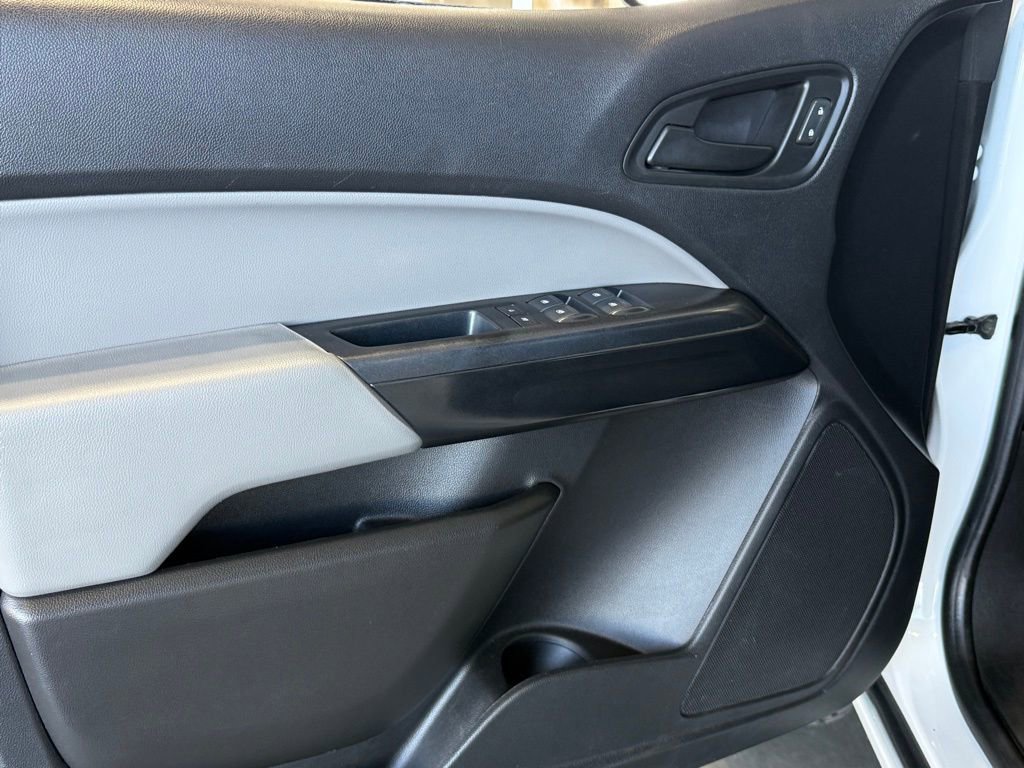 Used 2020 Chevrolet Colorado W/T image 16