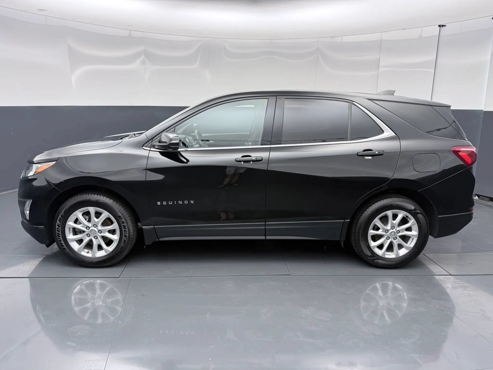 Used 2019 Chevrolet Equinox LT FWD image 4