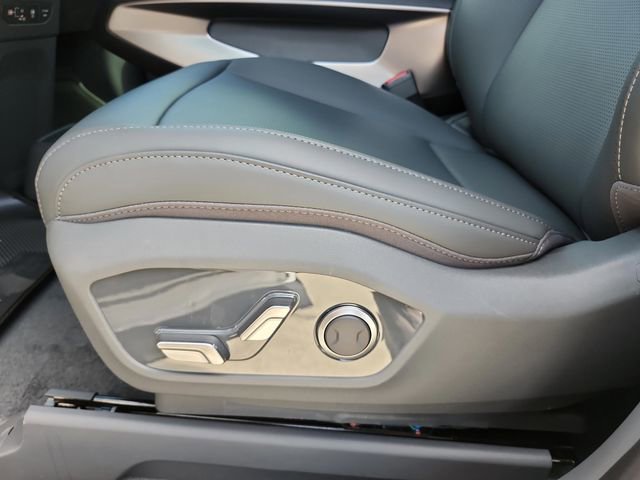 New 2026 Kia EV9 Light RWD image 26