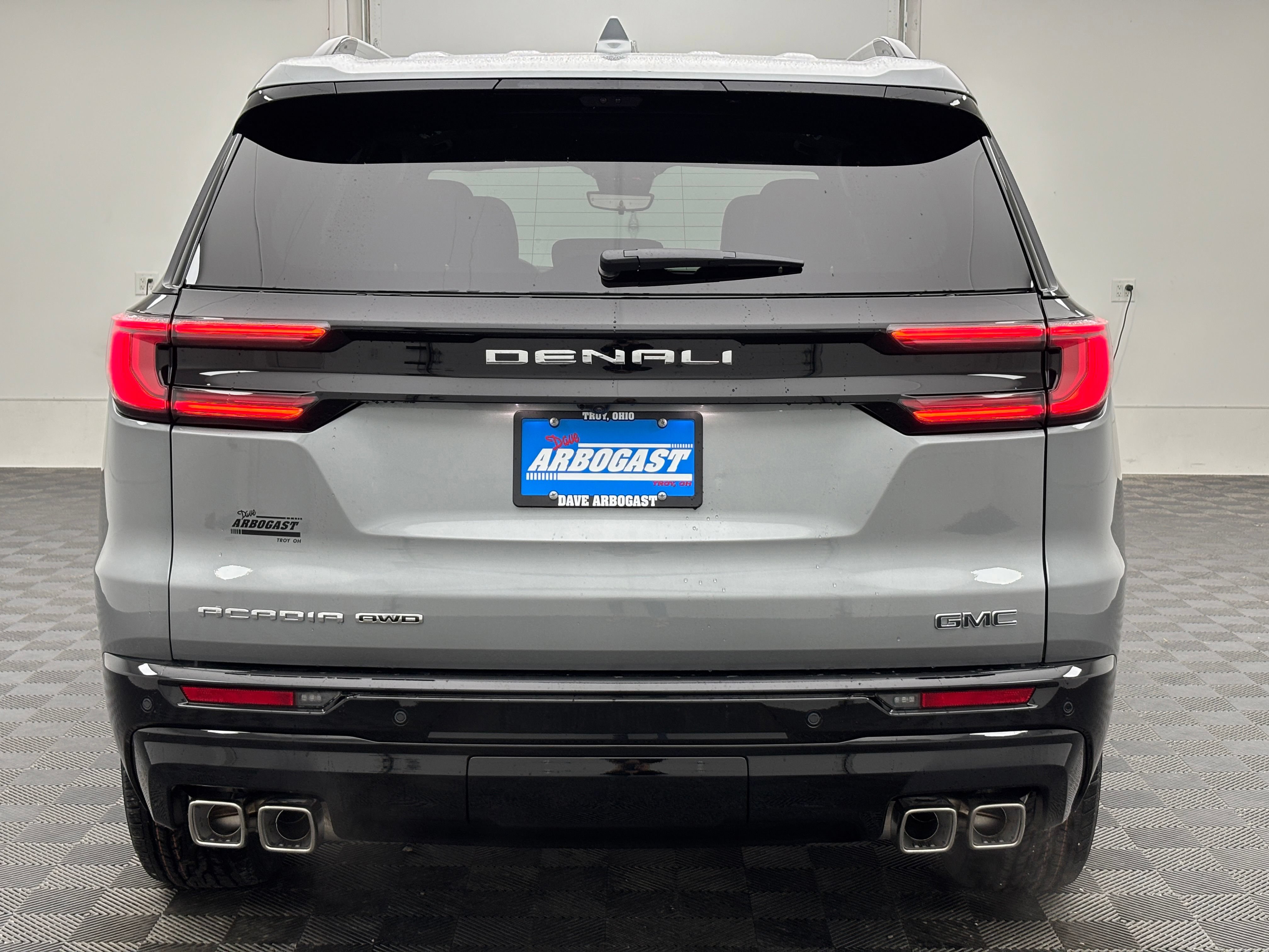 New 2027 GMC Acadia Denali Ultimate w/ LPO, Floor Liner Package AWD/4WD image 12