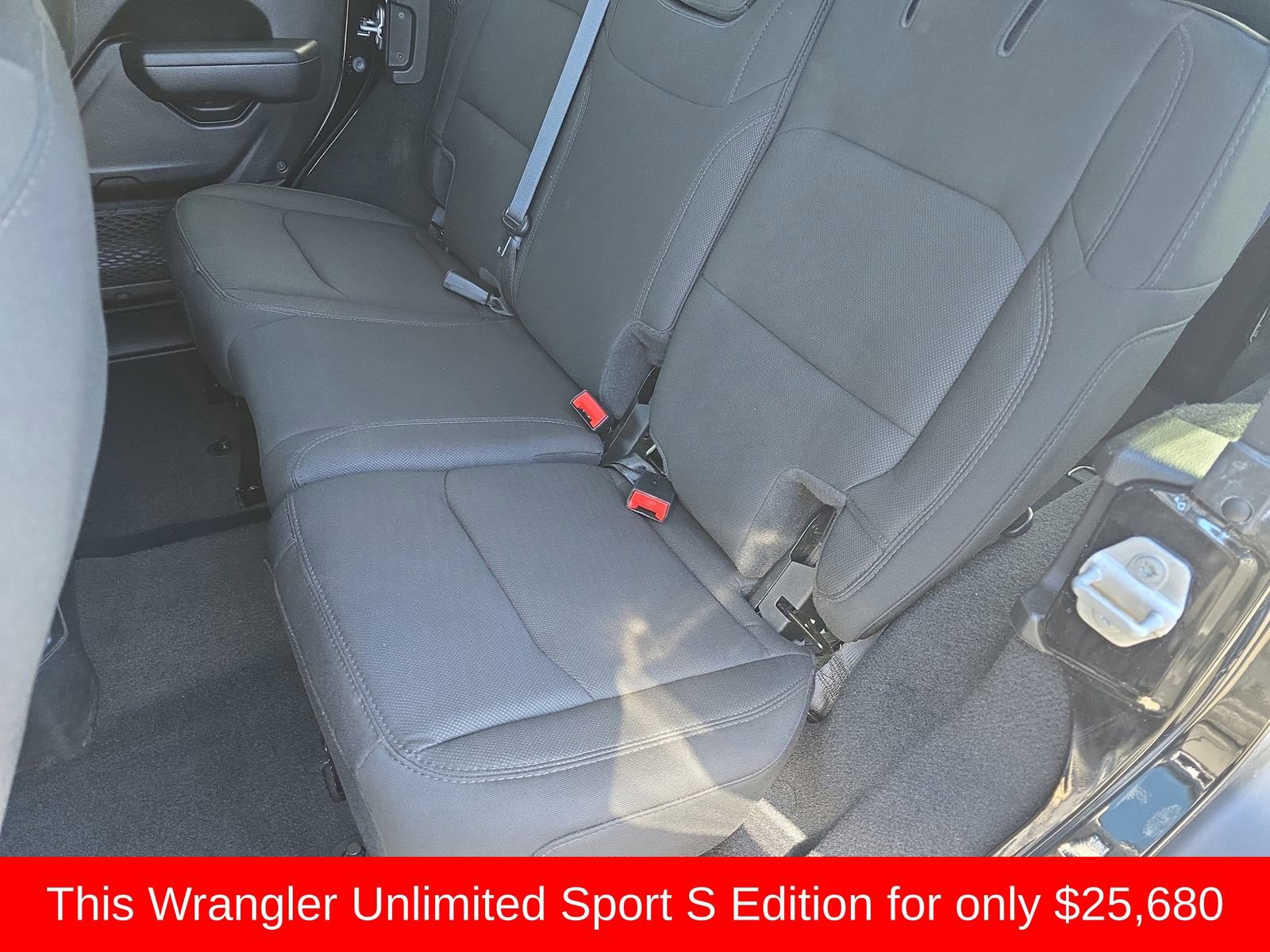 Used 2022 Jeep Wrangler Unlimited Sport image 20