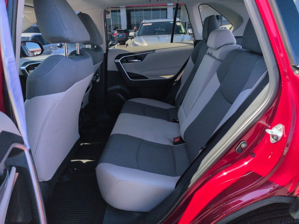 Used 2024 Toyota RAV4 XLE image 25