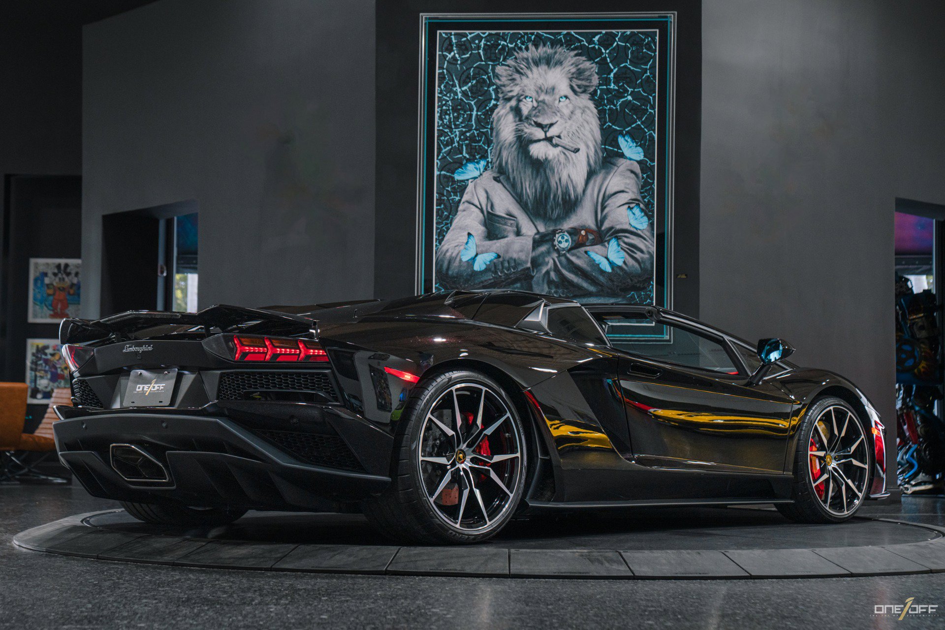 Used 2018 Lamborghini Aventador S image 20