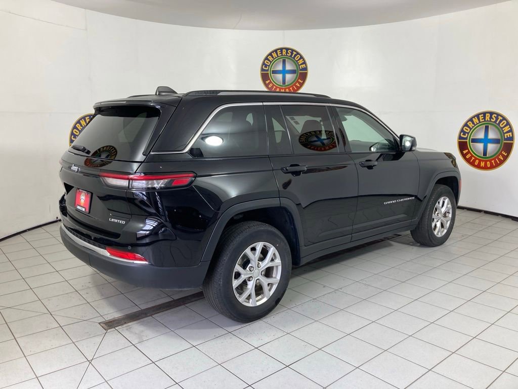 Used 2023 Jeep Grand Cherokee Limited image 22