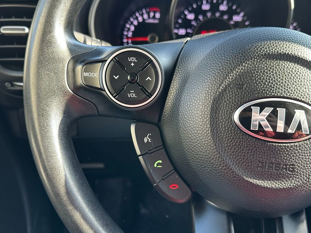 Used 2016 Kia Soul image 24