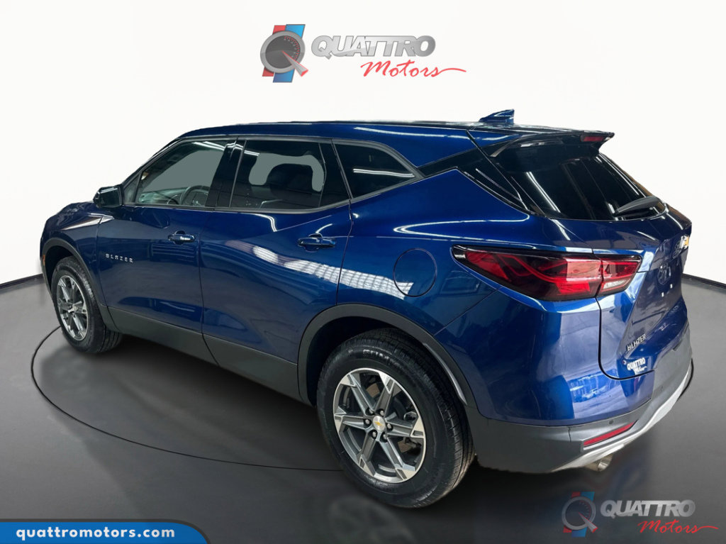 Used 2023 Chevrolet Blazer LT w/ Driver Confidence Package image 2