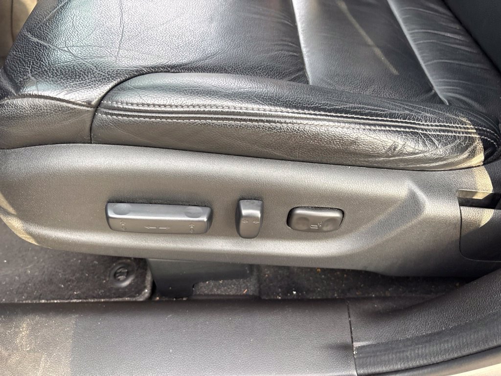 Used 2012 Honda CR-V EX-L image 18