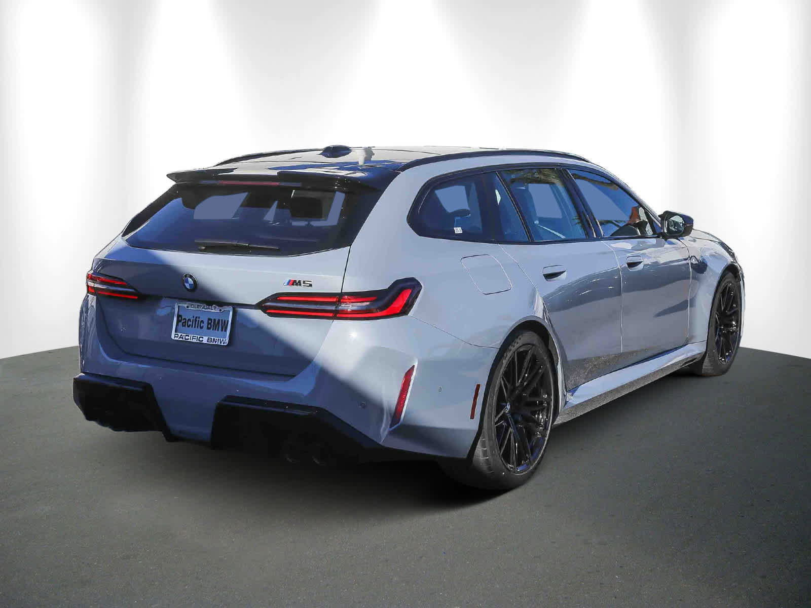 New 2026 BMW M5 Touring image 6
