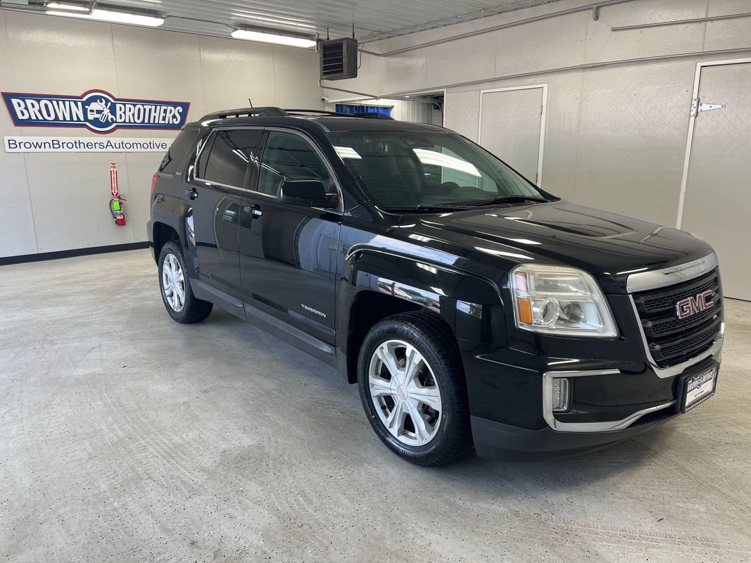 Used 2017 GMC Terrain SLE w/ Technology Package AWD/4WD image 5