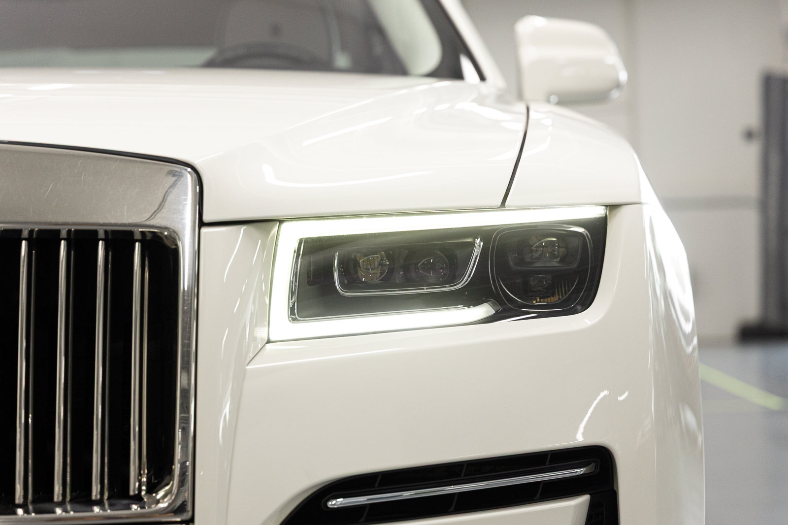 Certified 2023 Rolls-Royce Ghost AWD/4WD image 12