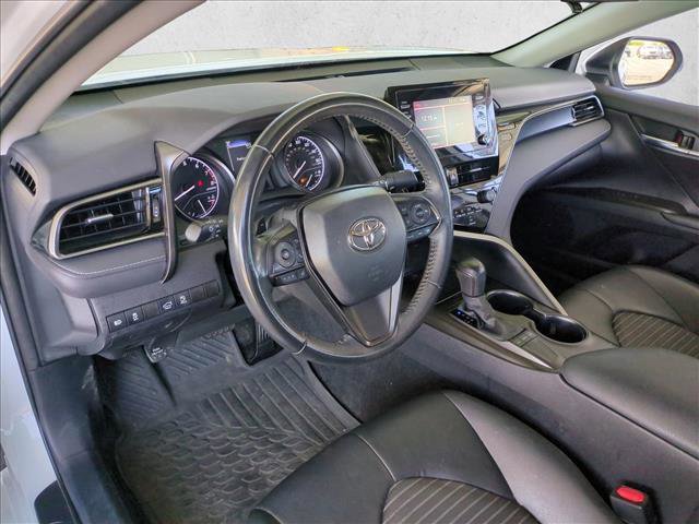 Used 2023 Toyota Camry SE image 6