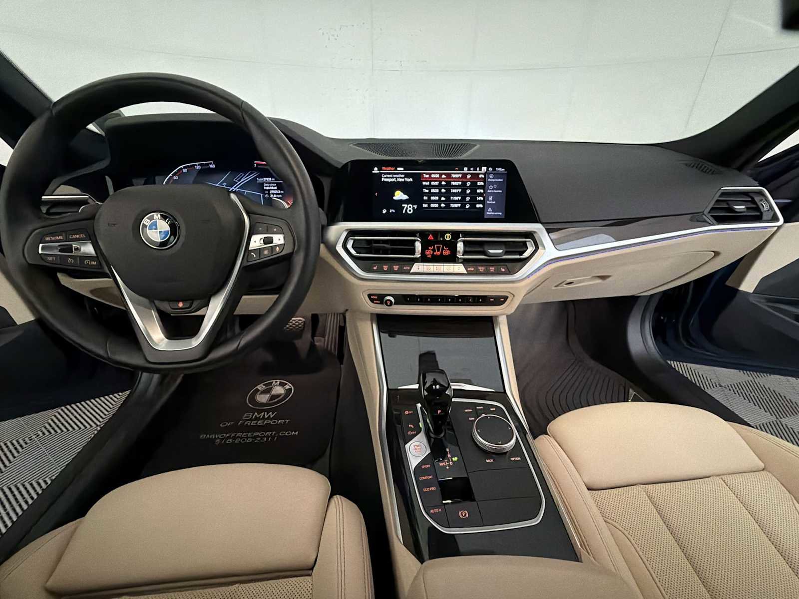Certified 2022 BMW 330i xDrive Sedan w/ Driving Assistance Package AWD/4WD image 19