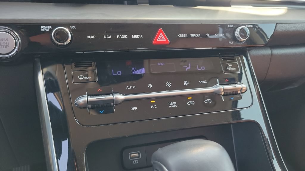 Used 2023 Kia Carnival SX FWD image 16