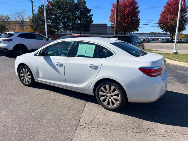 Used 2015 Buick Verano w/ Comfort Package FWD image 5
