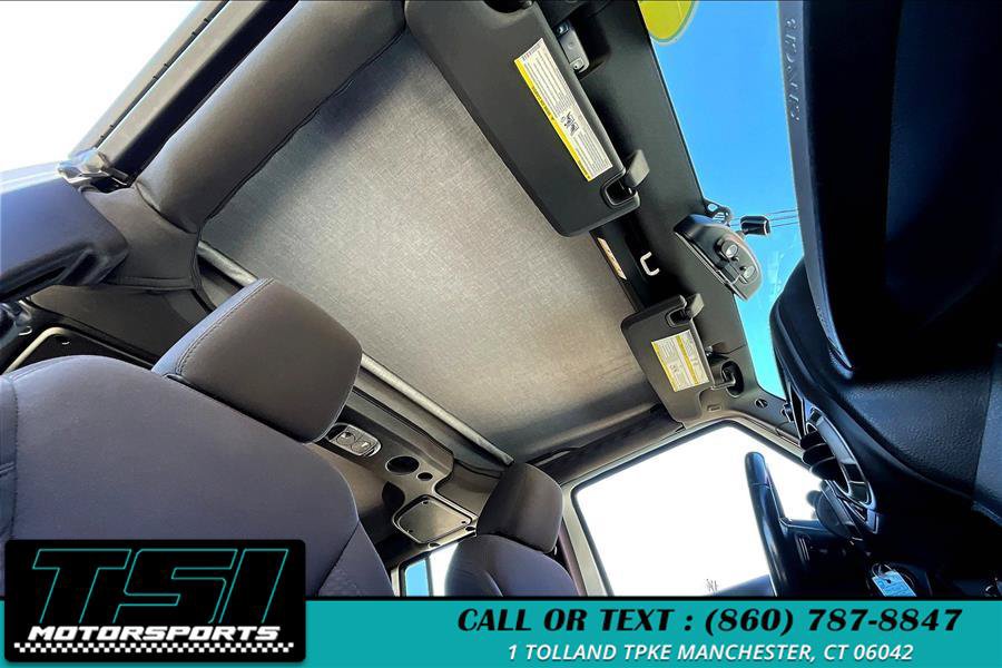 Used 2015 Jeep Wrangler Unlimited Sport w/ Quick Order Package 24S AWD/4WD image 22