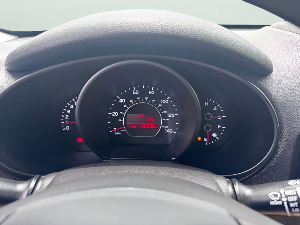 Used 2017 Kia Soul FWD image 14