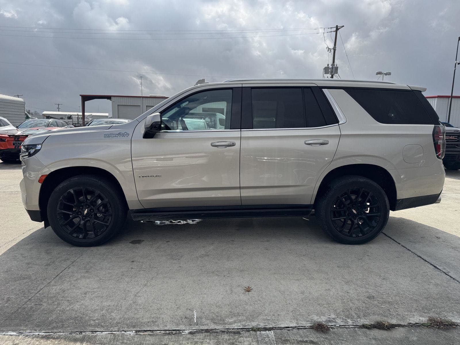 Used 2023 Chevrolet Tahoe High Country w/ Premium Package 2 image 16