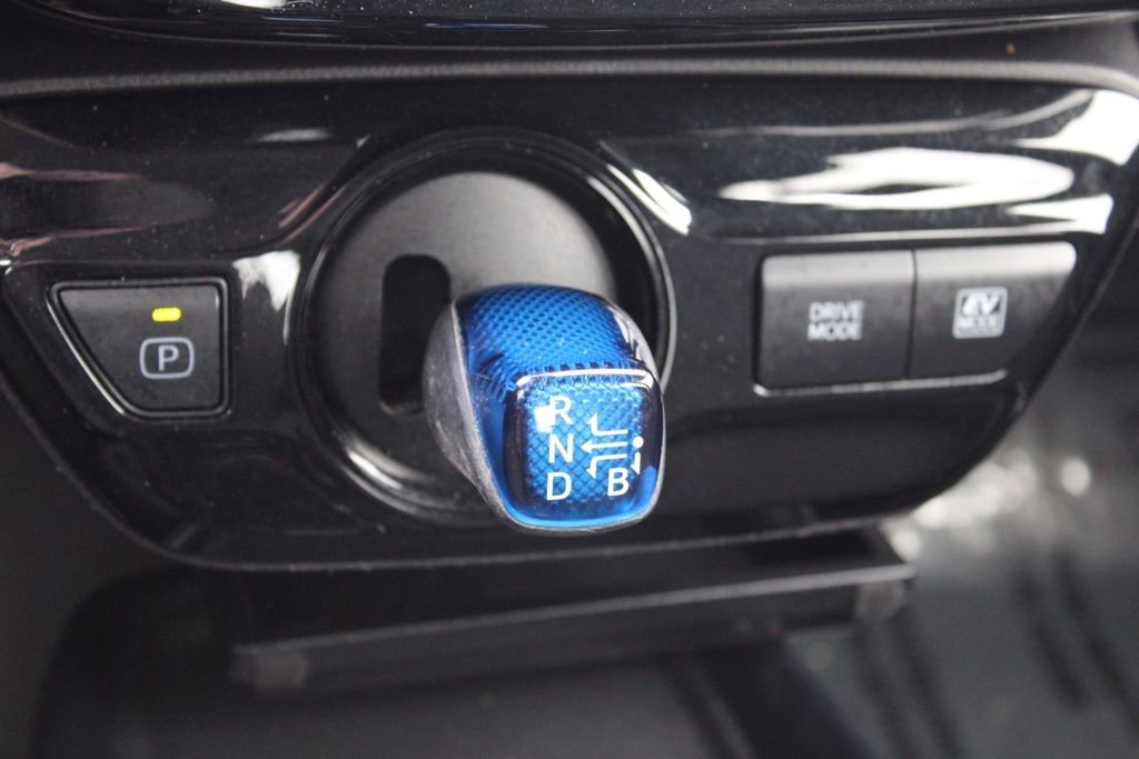 Used 2020 Toyota Prius LE image 39