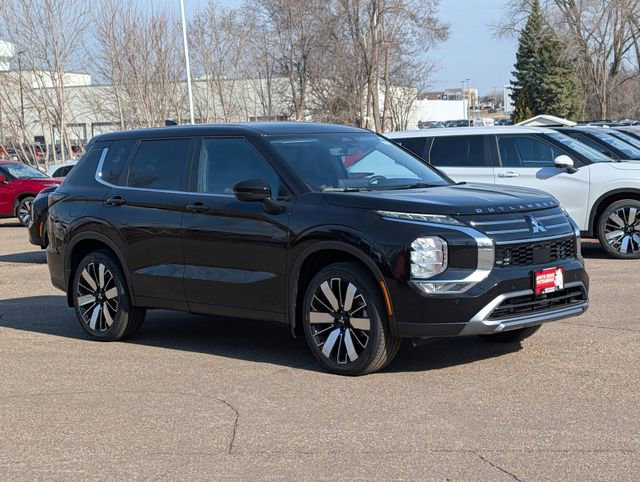 New 2026 Mitsubishi Outlander SE FWD image 1