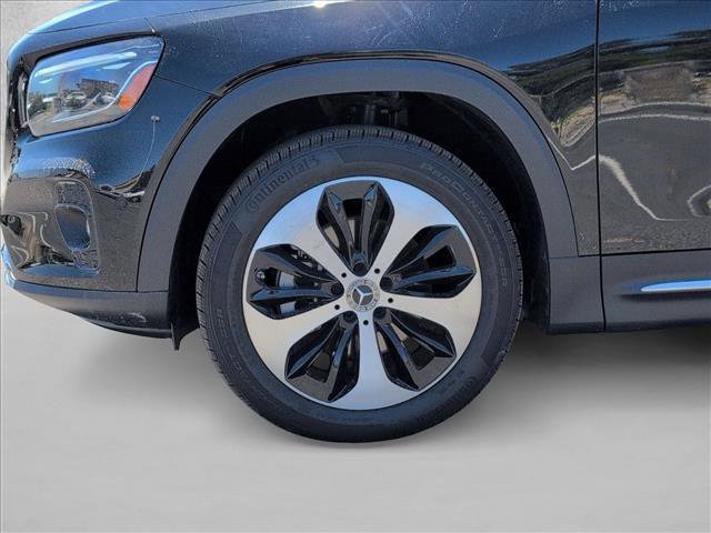 New 2025 Mercedes-Benz GLB 250 image 10