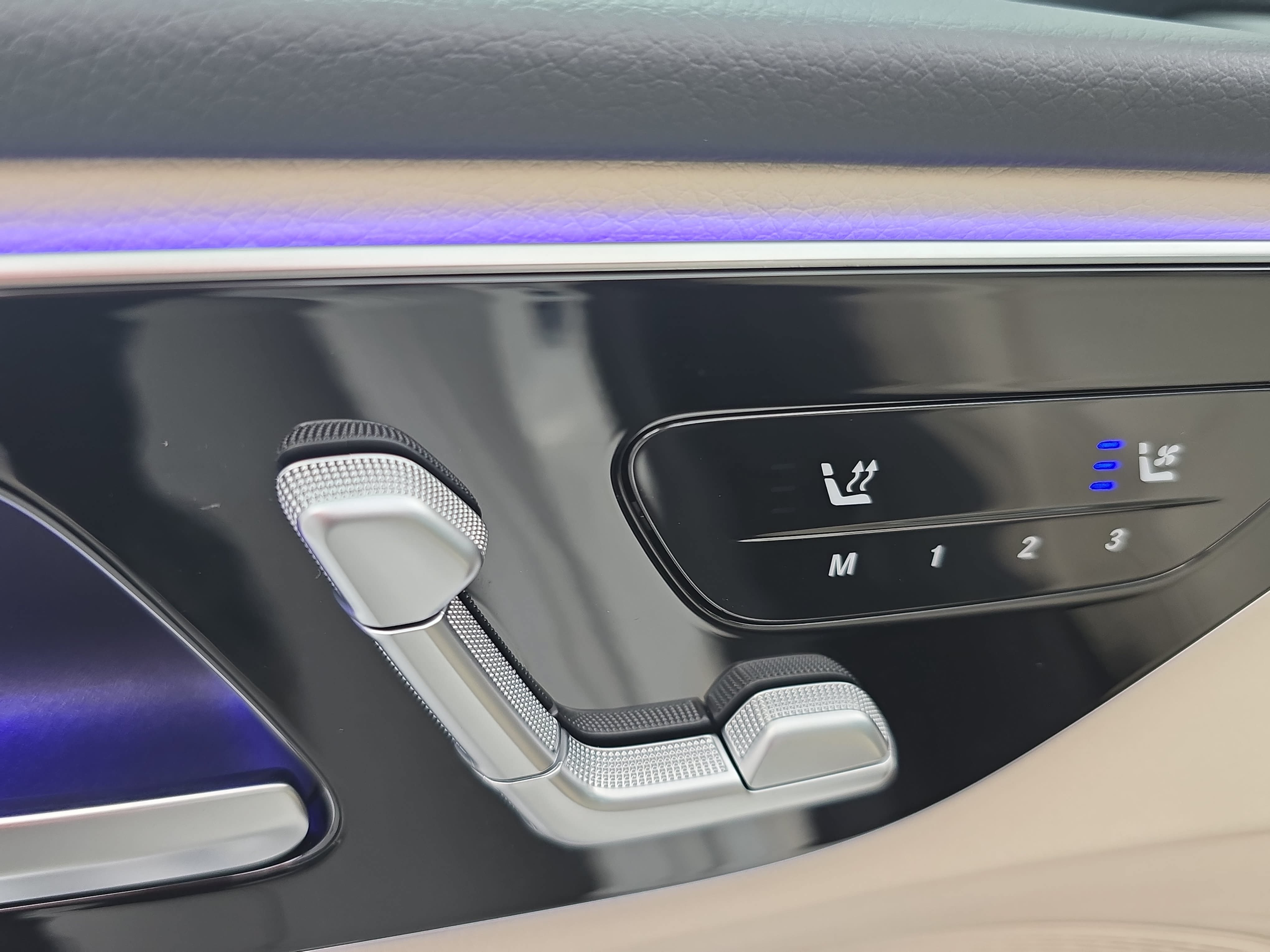 Certified 2026 Mercedes-Benz C 300 Sedan image 29
