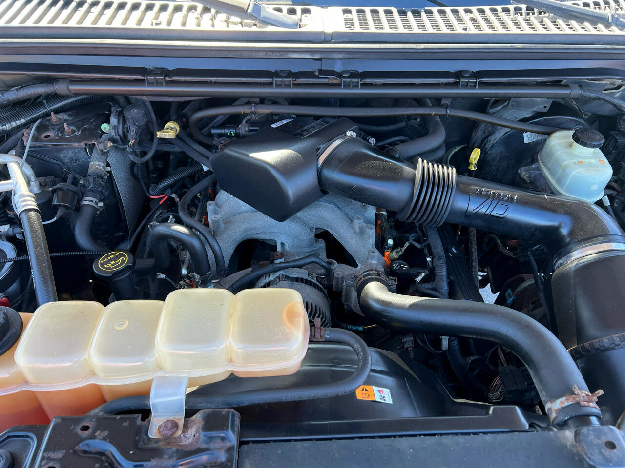 Used 2005 Ford Excursion Limited image 19