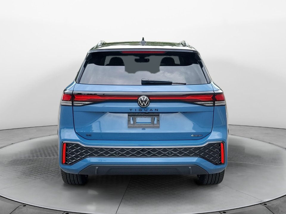 New 2026 Volkswagen Tiguan SE R-Line AWD/4WD image 6
