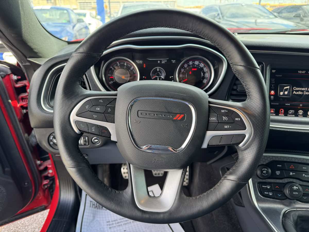 Used 2016 Dodge Challenger R/T Scat Pack w/ Leather Interior Group image 14