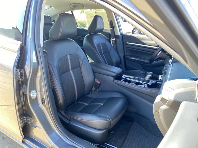 Used 2025 Nissan Altima 2.5 SR FWD image 25