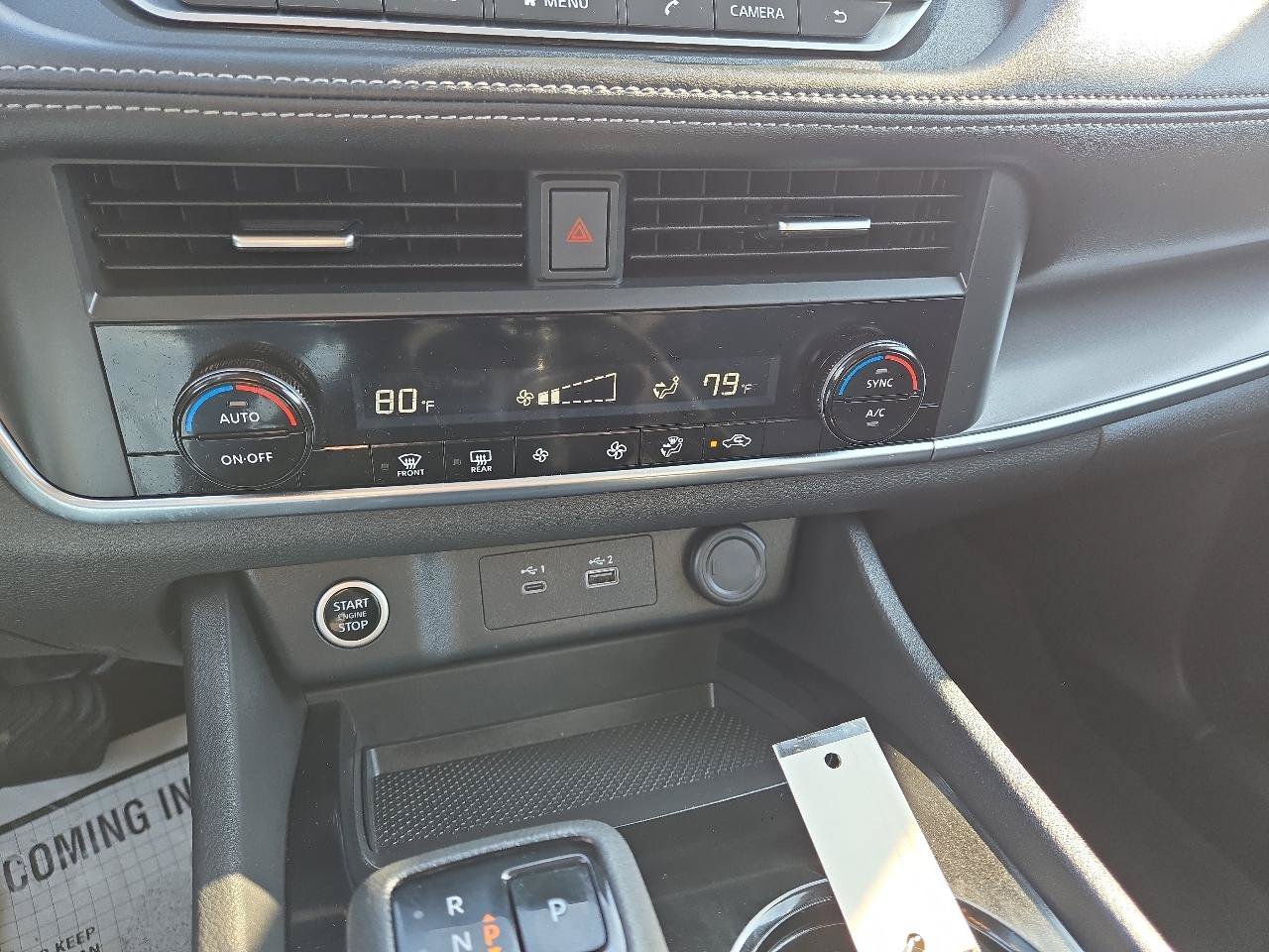 Used 2023 Nissan Rogue SV AWD/4WD image 18