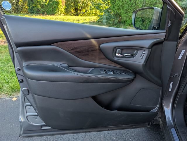 Used 2019 Nissan Murano Platinum w/ Cargo Package AWD/4WD image 35