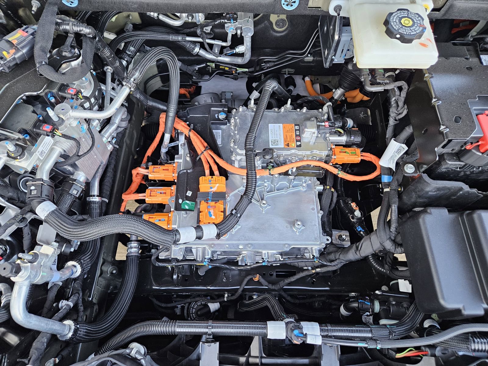 New 2026 Cadillac Optiq Sport 1 image 27