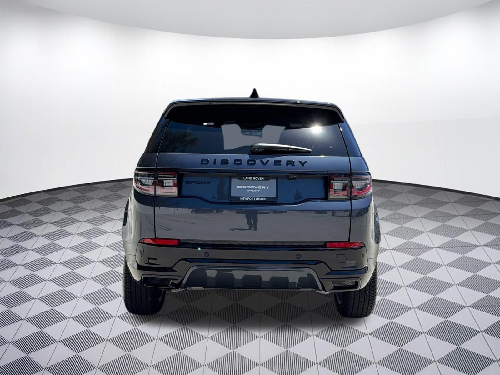 New 2026 Land Rover Discovery Sport Landmark AWD/4WD image 10