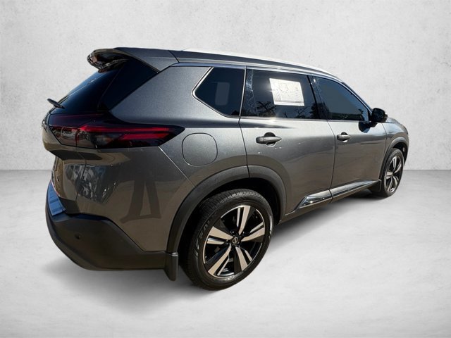 Used 2021 Nissan Rogue SL w/ Premium Package FWD image 5