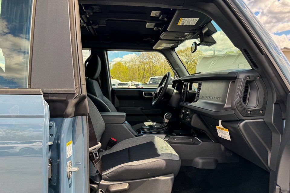 New 2025 Ford Bronco 4-Door w/ Sasquatch Package AWD/4WD image 13
