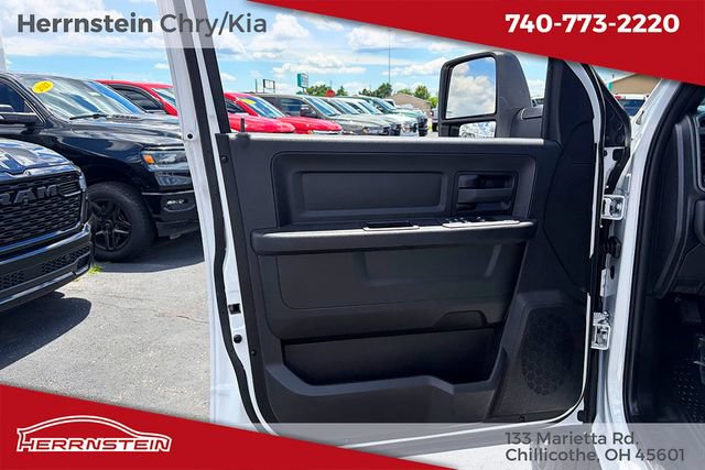 Used 2026 RAM 2500 Tradesman w/ Chrome Appearance Group AWD/4WD image 14