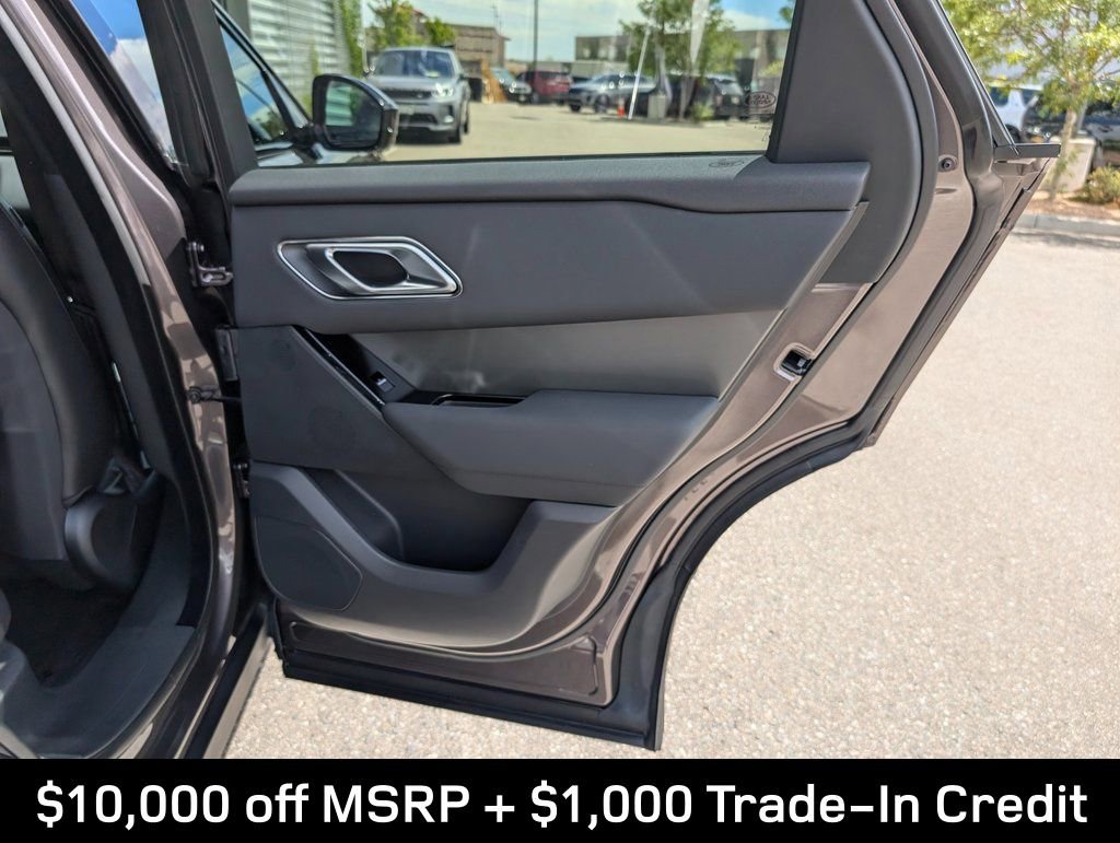 New 2025 Land Rover Range Rover Velar Dynamic SE image 14