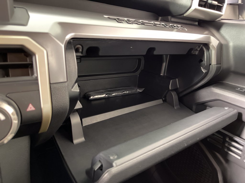 Certified 2025 Toyota Tacoma TRD Sport AWD/4WD image 25