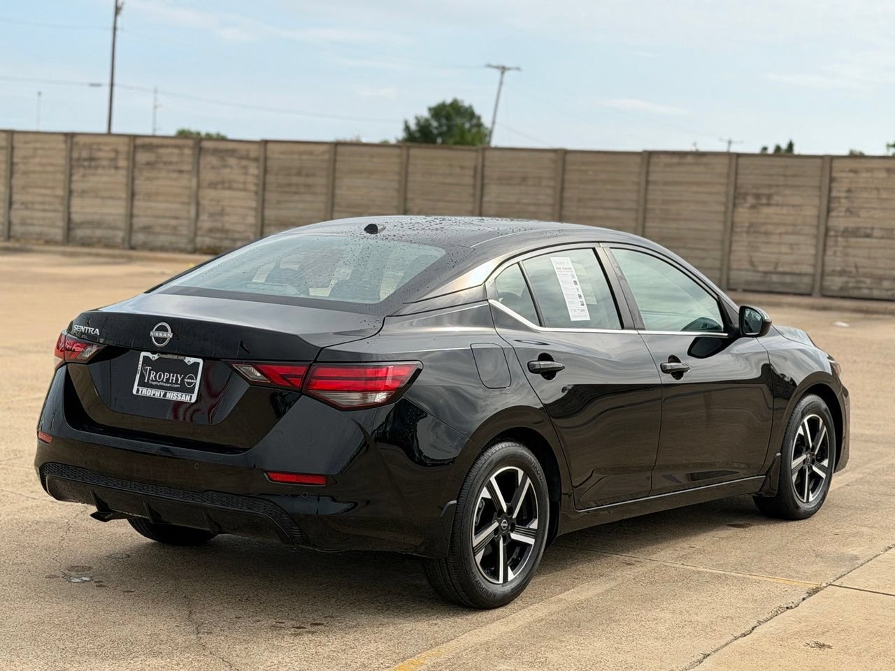 Certified 2025 Nissan Sentra SV FWD image 7