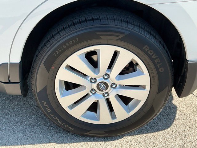 Used 2018 Subaru Outback 2.5i Premium AWD/4WD image 5