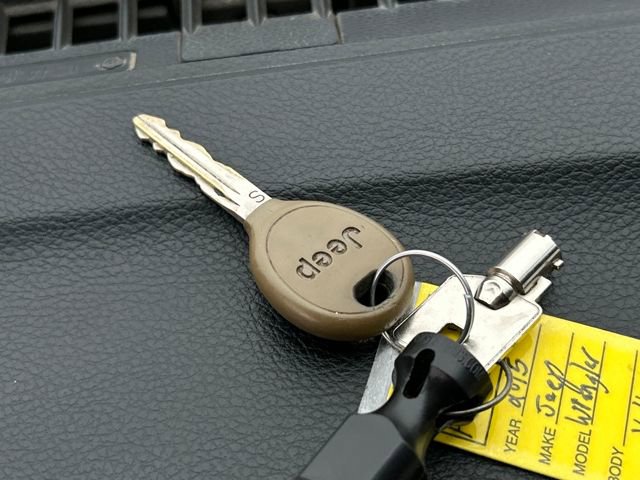 Used 2015 Jeep Wrangler Sport w/ Connectivity Group image 28