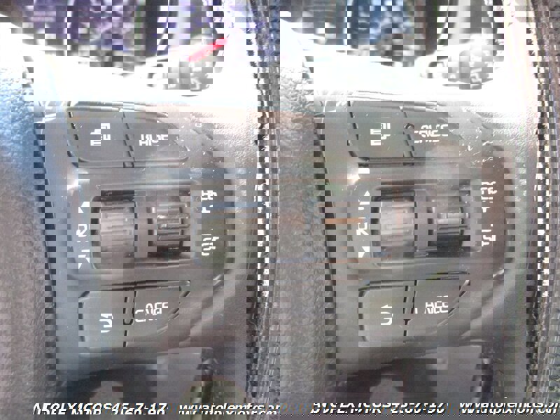 Used 2016 Kia Sedona LX w/ LX Essentials Premium Package image 27