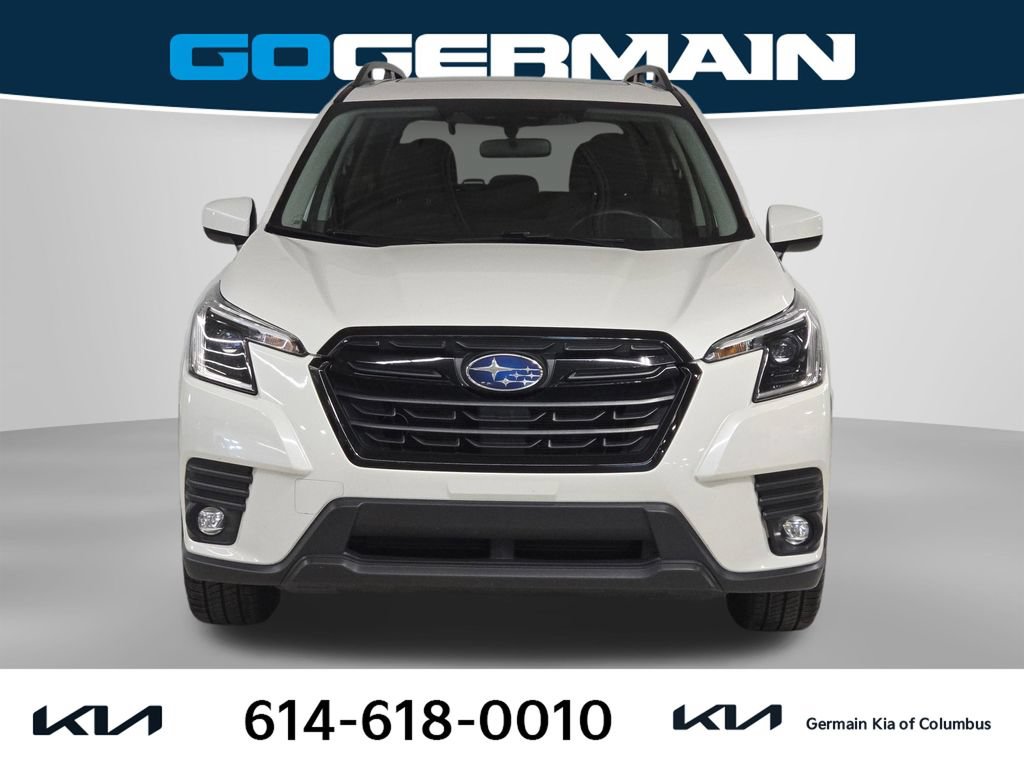 Used 2024 Subaru Forester Premium AWD/4WD image 3