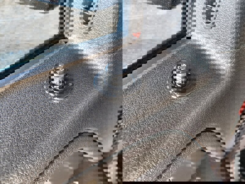 Used 2014 Ford F150 FX4 w/ Equipment Group 402A Luxury AWD/4WD image 27