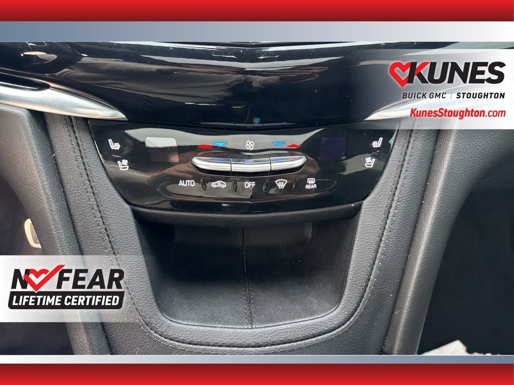 Used 2024 Cadillac XT6 Sport image 29