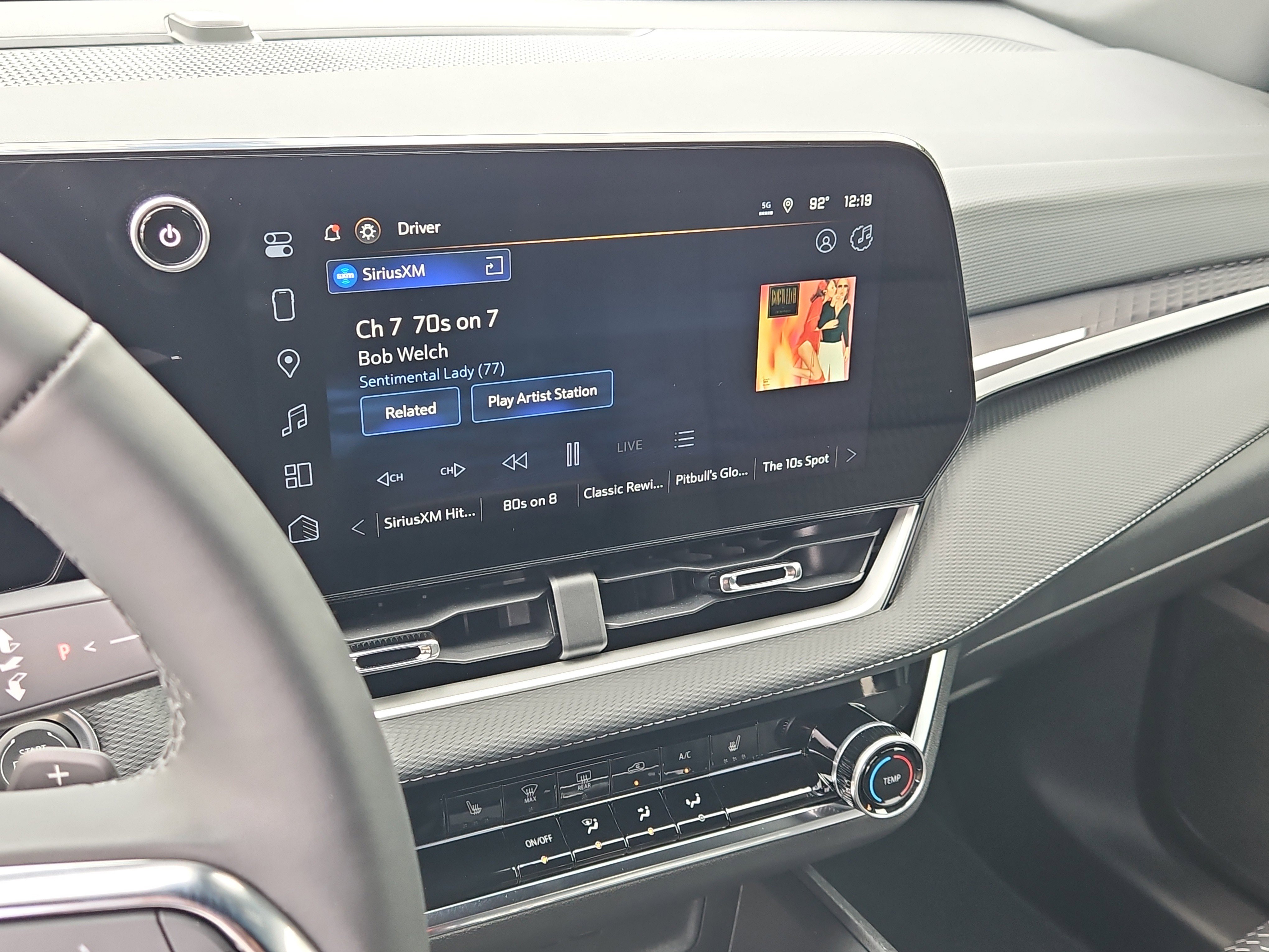 Used 2025 Chevrolet Equinox LT image 19