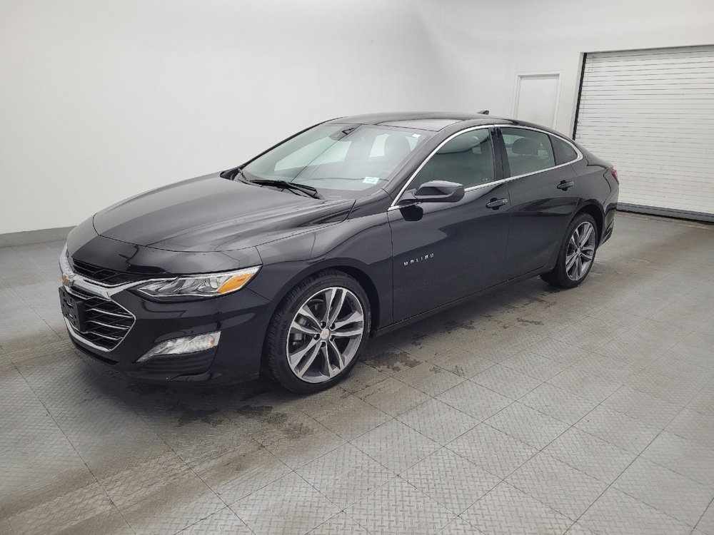 Used 2024 Chevrolet Malibu LT image 2