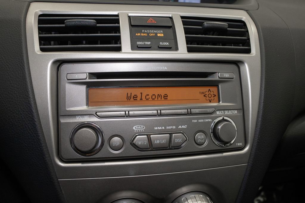 Used 2012 Toyota Yaris Sedan image 12